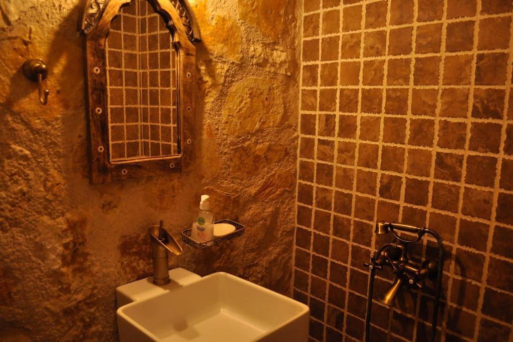 Stone Pool House Gouvia *